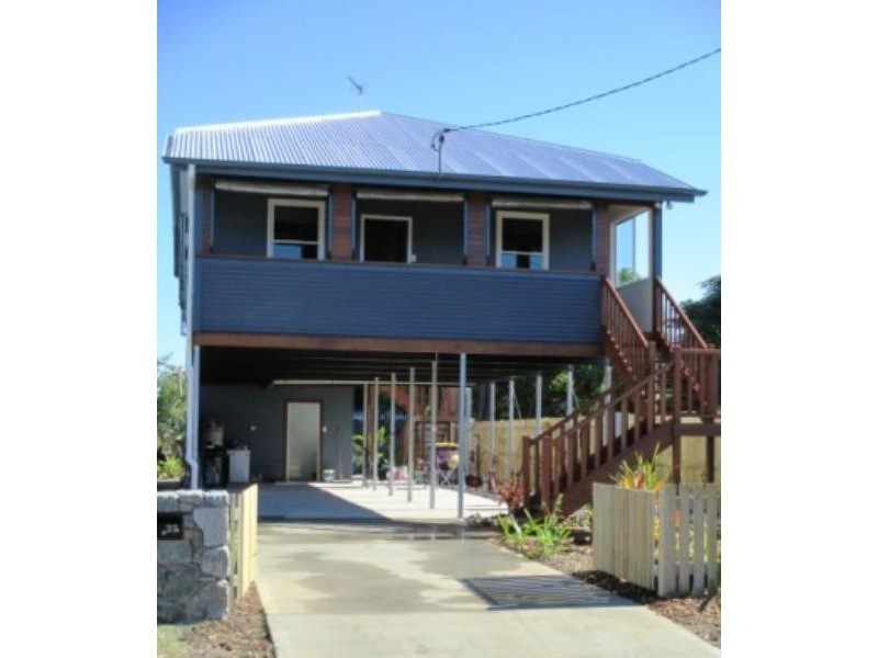 37 Buckle Street, Park Avenue QLD 4701